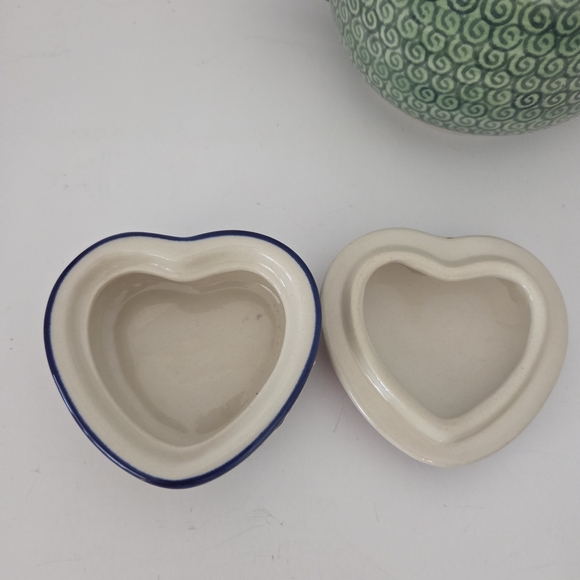 Polish Pottery Teapot, Heart Trinket Box And Small Plate - Picture 7 of 9